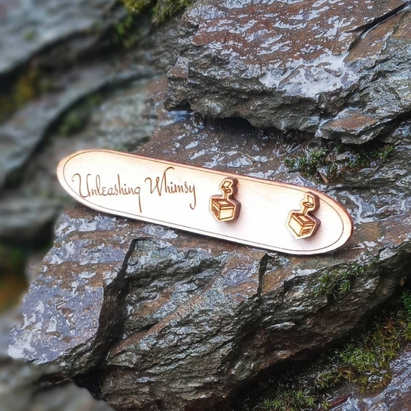 Wooden Projector Earrings ~ Old School Earrings - Picture 2 of 3